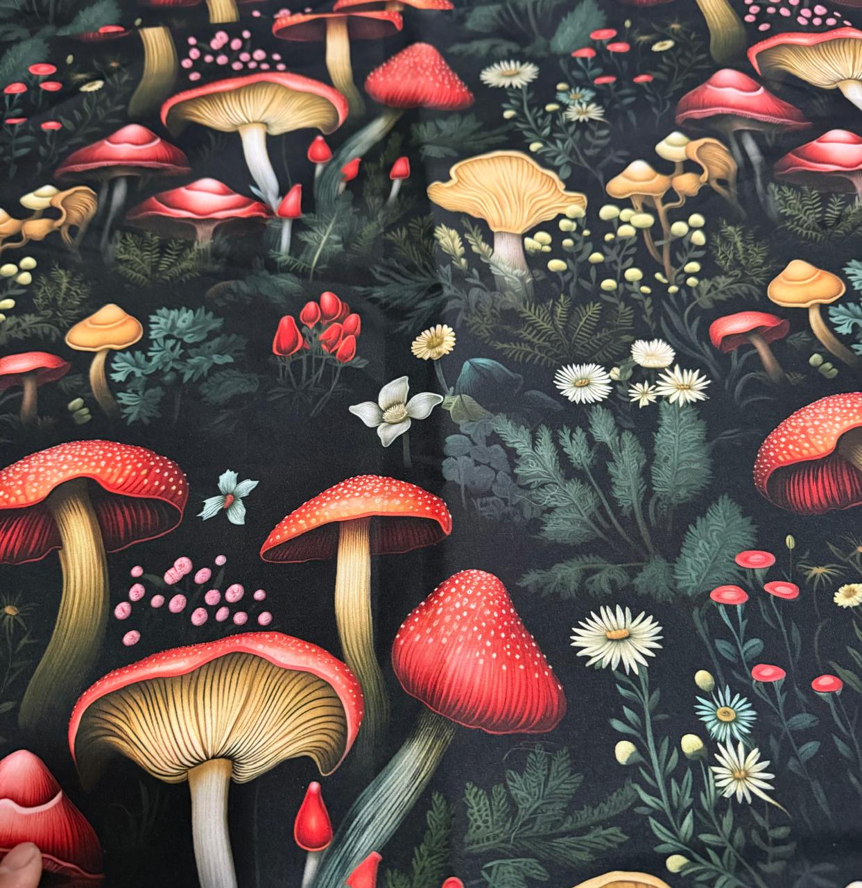 Chaqueta Antifluida Corta Estampados Exclusivos