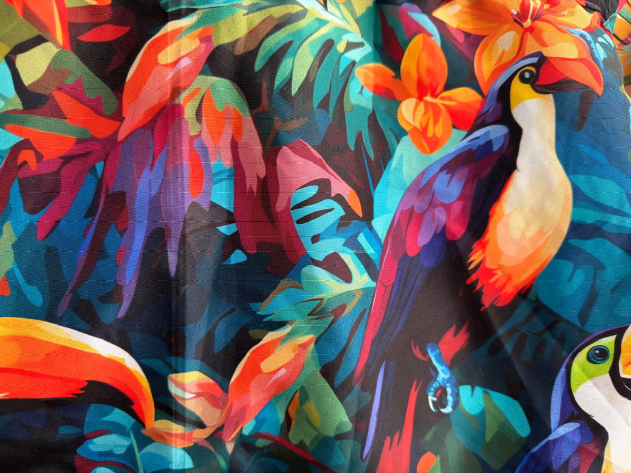 Chaqueta Antifluida Corta Estampados Exclusivos